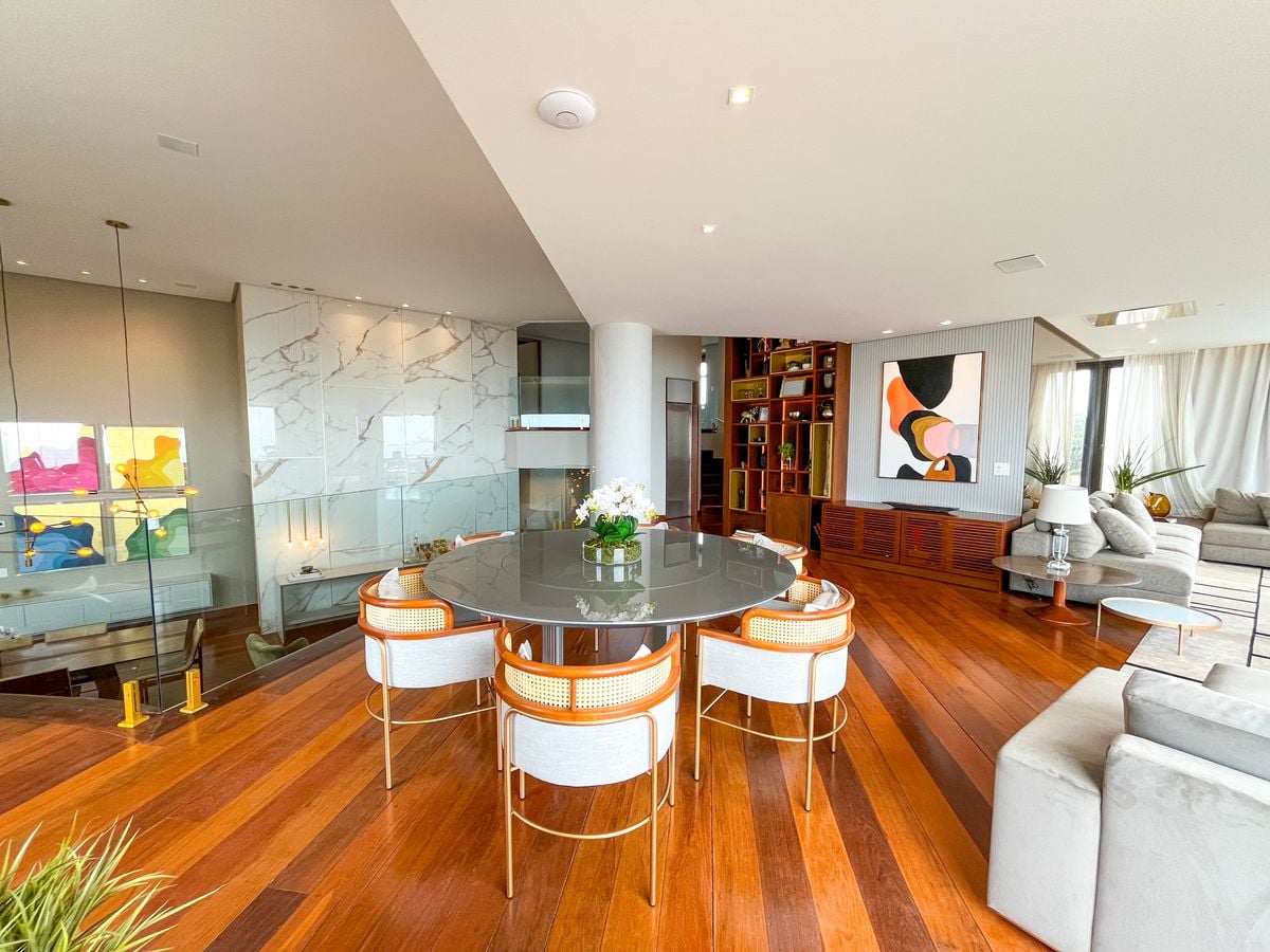 Veja como é por dentro da mansão de R$ 14,5 milhões à venda em Vitória por RE/MAX/Divulgação