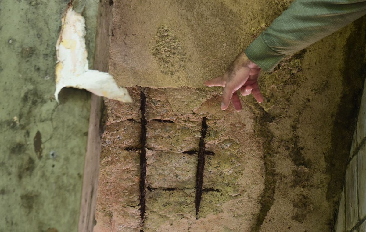 Prédio antigo com problemas estrutural no Parque Moscoso, Centro de Vitória por Ricardo Medeiros