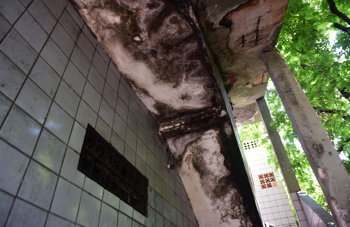 Prédio antigo com problemas estrutural no Parque Moscoso, Centro de Vitória