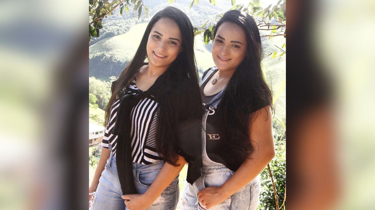 As gêmeas Jaqueline e Caroline Sagrilo nasceram no dia 29 de fevereiro de 2000.