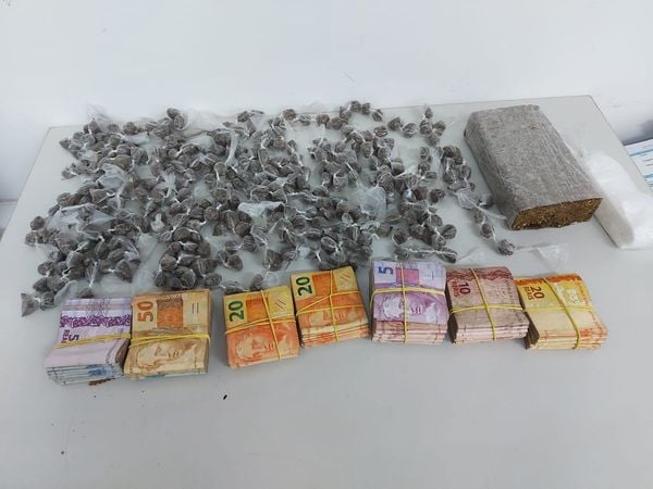 Materiais apreendidos durante a Operação Lobo Guará realizada em 2022 por Divulgação | Polícia Civil 