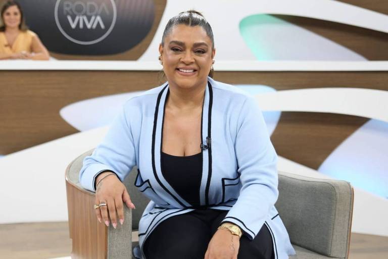 Em entrevista ao programa Roda Viva, cantora também fala de gordofobia, carreira, vida pessoal e família