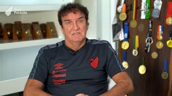 Após ser desligado do Corinthians em abril do ano passado por conta de se envolvimento em um caso de abuso sexual, Cuca assume como novo técnico do Athletico-PR e provoca revolta