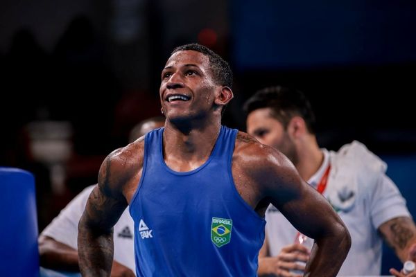 Yuri Falcão segue vivo no Pré-Olímpico Mundial de Boxe