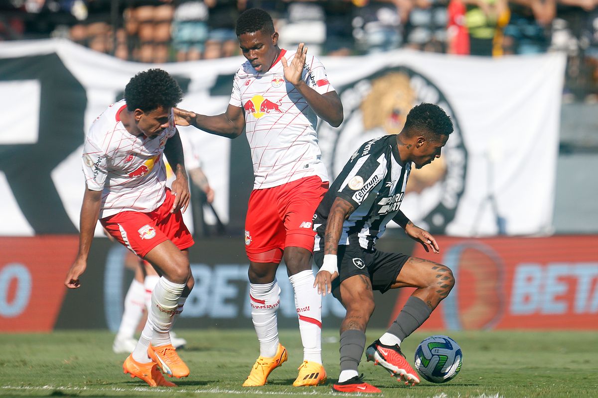 Botafogo e Bragantino disputam vaga direta na fae de grupos da Libertadores