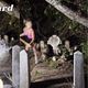 Influenciadora norte-americana Clean Girl grava vídeos limpando túmulos em cemitérios