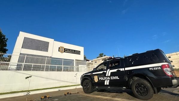 Homem de 32 anos estava foragido desde junho de 2025, mas foi encontrado e preso em Anchieta nesta quinta-feira (8)