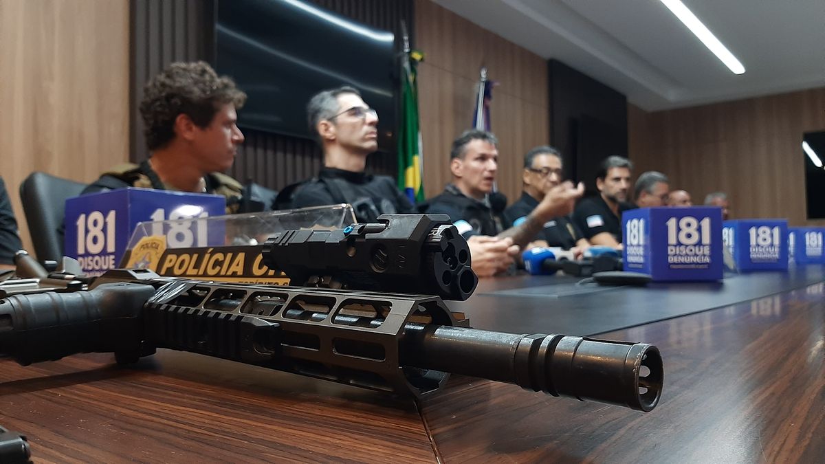 Marujo guardava fuzil e oxigênio dentro de bunker no bairro Bonfim, em Vitória por Fernando Madeira