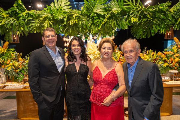 André Nahas, Juliana Tommasi, Regina e Henrique Tommasi