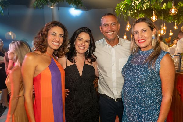 Thais Ottoni, Juliana Tommasi, Rafael Ottoni Martins e Lorena Dalla