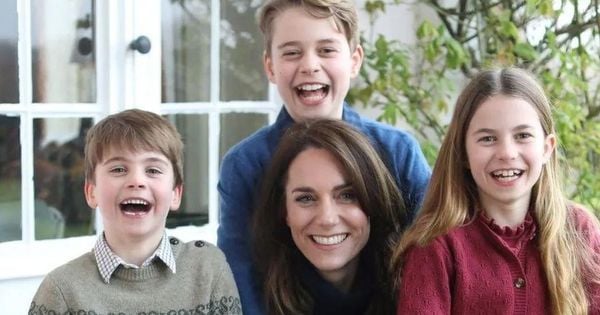 Uma foto de família divulgada no dia das mães na Inglaterra para tranquilizar o público e acalmar os rumores sobre o bem-estar da princesa de Gales acabou gerando ainda mais especulação. Entenda