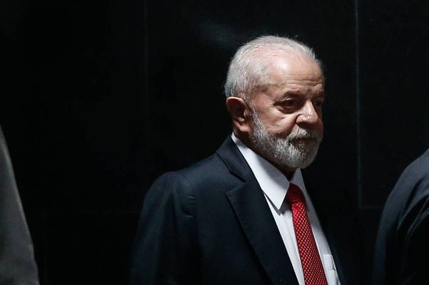  O presidente Lula em cerimônia de divulgação dos resultados do novo PAC Seleções no Palácio do Planalto. 