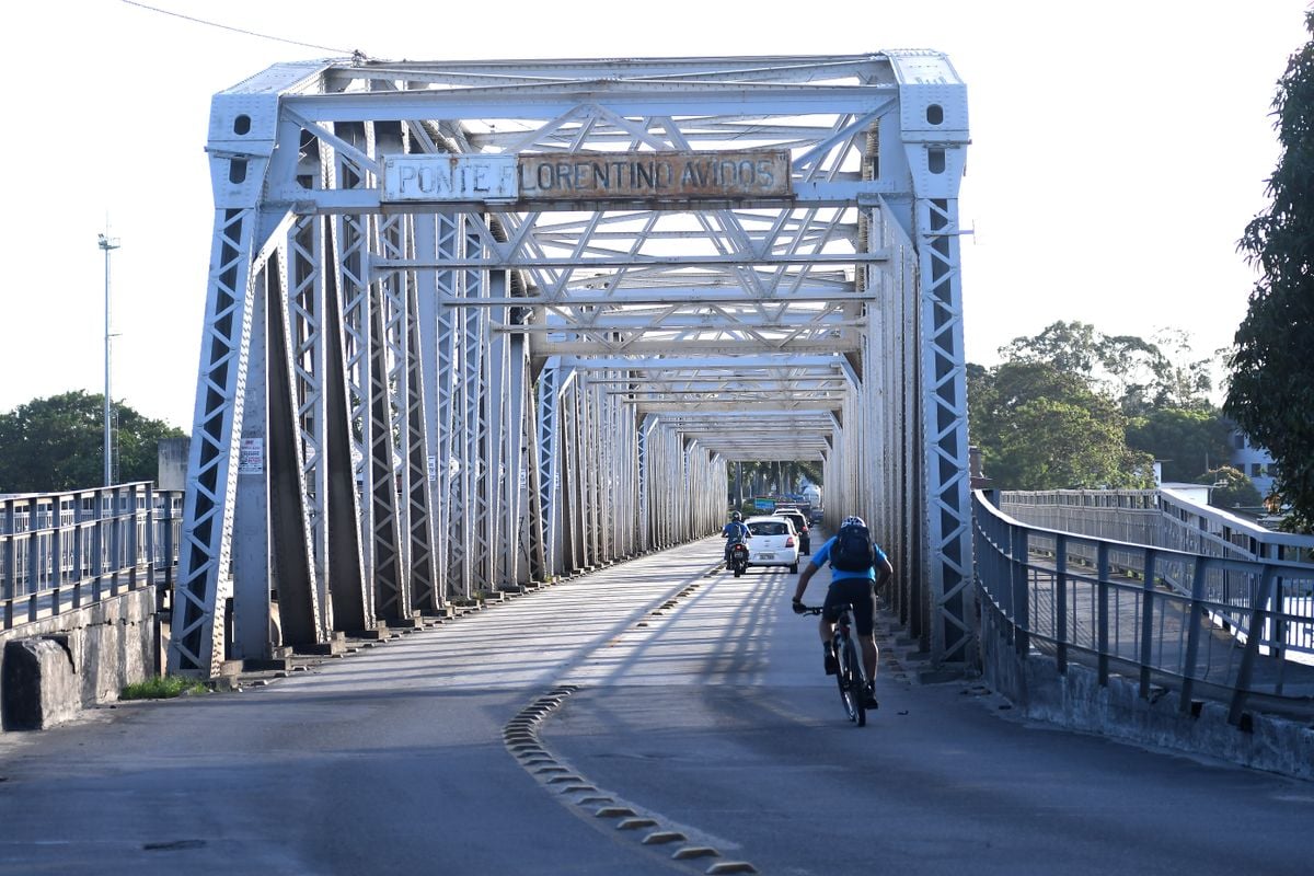  Ponte Florentino Avidos, onde o ciclista Pedro Paulo Alves, o Pepê, foi atropelado e morto por um ônibus do Sistema Transcol no último domingo, (27)