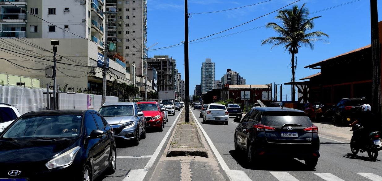 Ouça entrevista com a secretária de Obras de Vila Velha, Menara Cavalcante