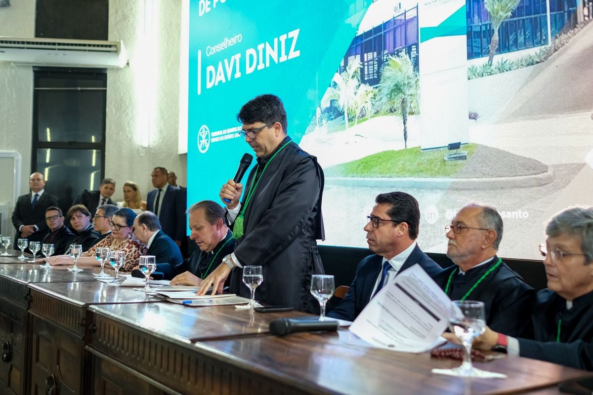 Novo conselheiro do Tribunal de Contas do Estado do Espírito Santo (TCE-ES), Davi Diniz. 