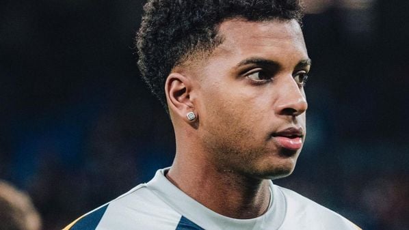 O atacante Rodrygo se manifestou nesta quarta-feira (14) nas redes em meio às especulações de uma possível saída do Real Madrid