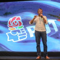 Ex-prefeito da Serra chegou a ser citado por Casagrande como possível candidato ao Palácio Anchieta, mas endossa o nome do vice-governador