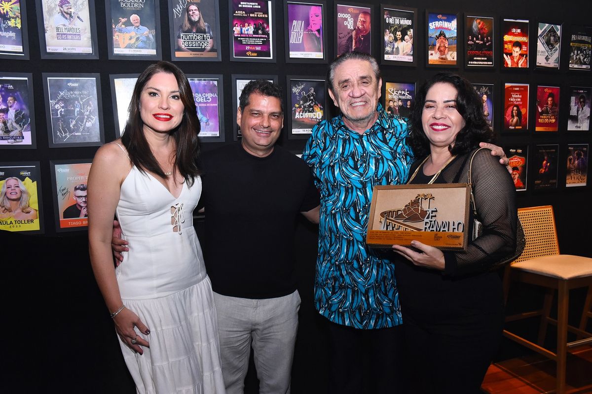 Débora Veronez, Patrick Ribeiro,  Zé Ramalho e Roberta Ramalho