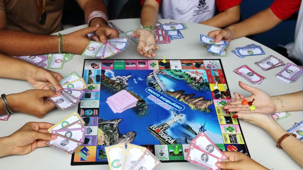 Jogo apresenta aos alunos desde pontos turísticos capixabas