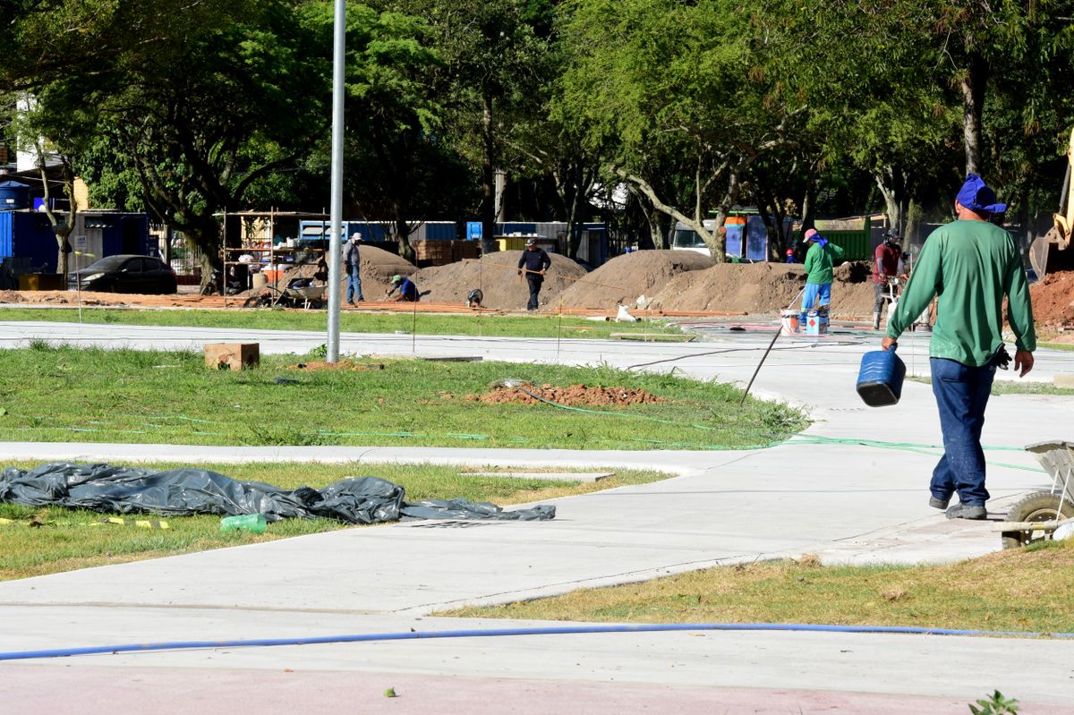 Obras na Prainha, VIla Velha  por Carlos Alberto Silva