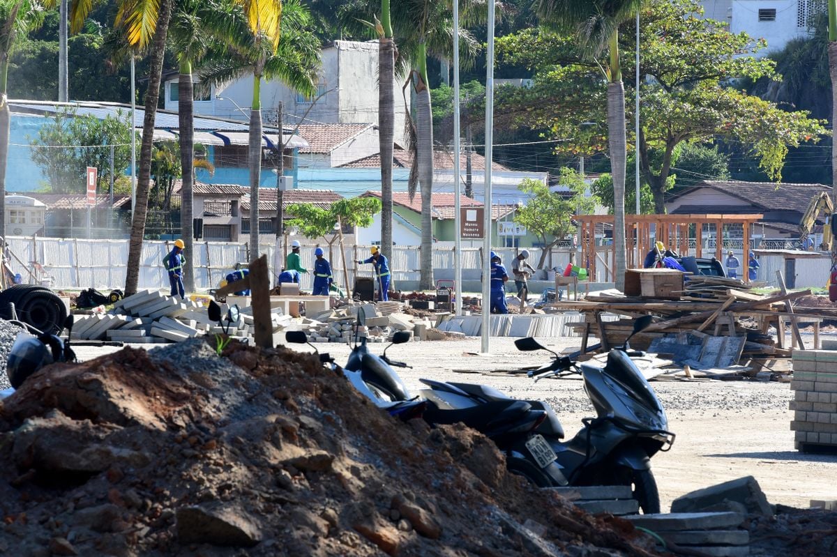Obras na Prainha, VIla Velha  por Carlos Alberto Silva