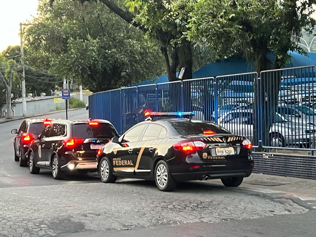 PF faz operação no ES para prender criminosos ligados à facção do RJ  por Polícia Federal 