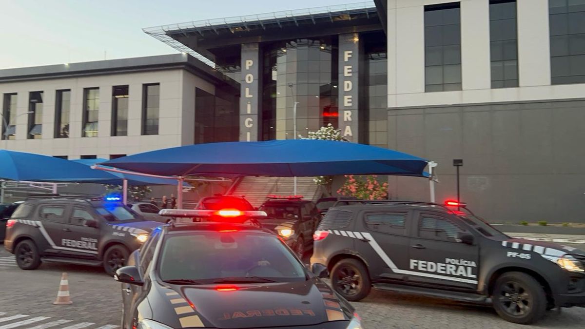 PF faz operação no ES para prender criminosos ligados à facção do RJ  por Polícia Federal 