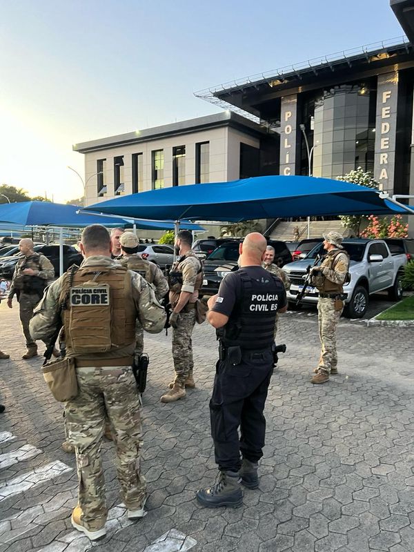 PF faz operação no ES para prender criminosos ligados à facção do RJ  por Polícia Federal 