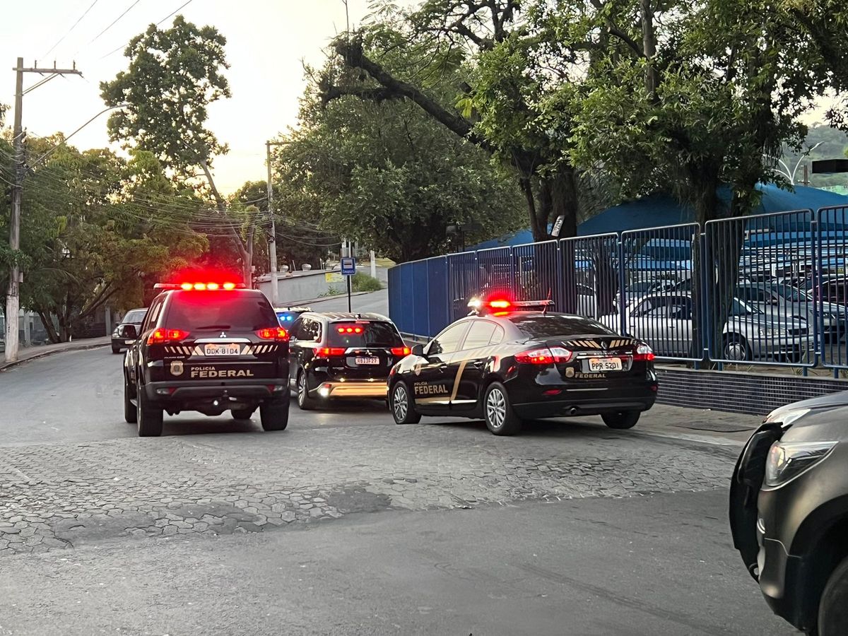PF faz operação no ES para prender criminosos ligados à facção do RJ  por Polícia Federal 