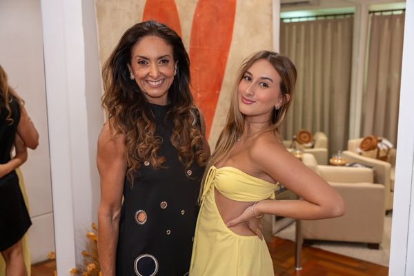 Karla e Alice Abad