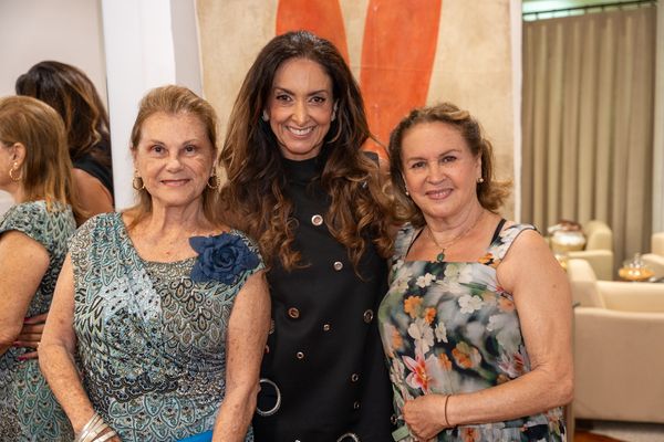 Lissu Abad, Karla Abad e Laurinei Borges 