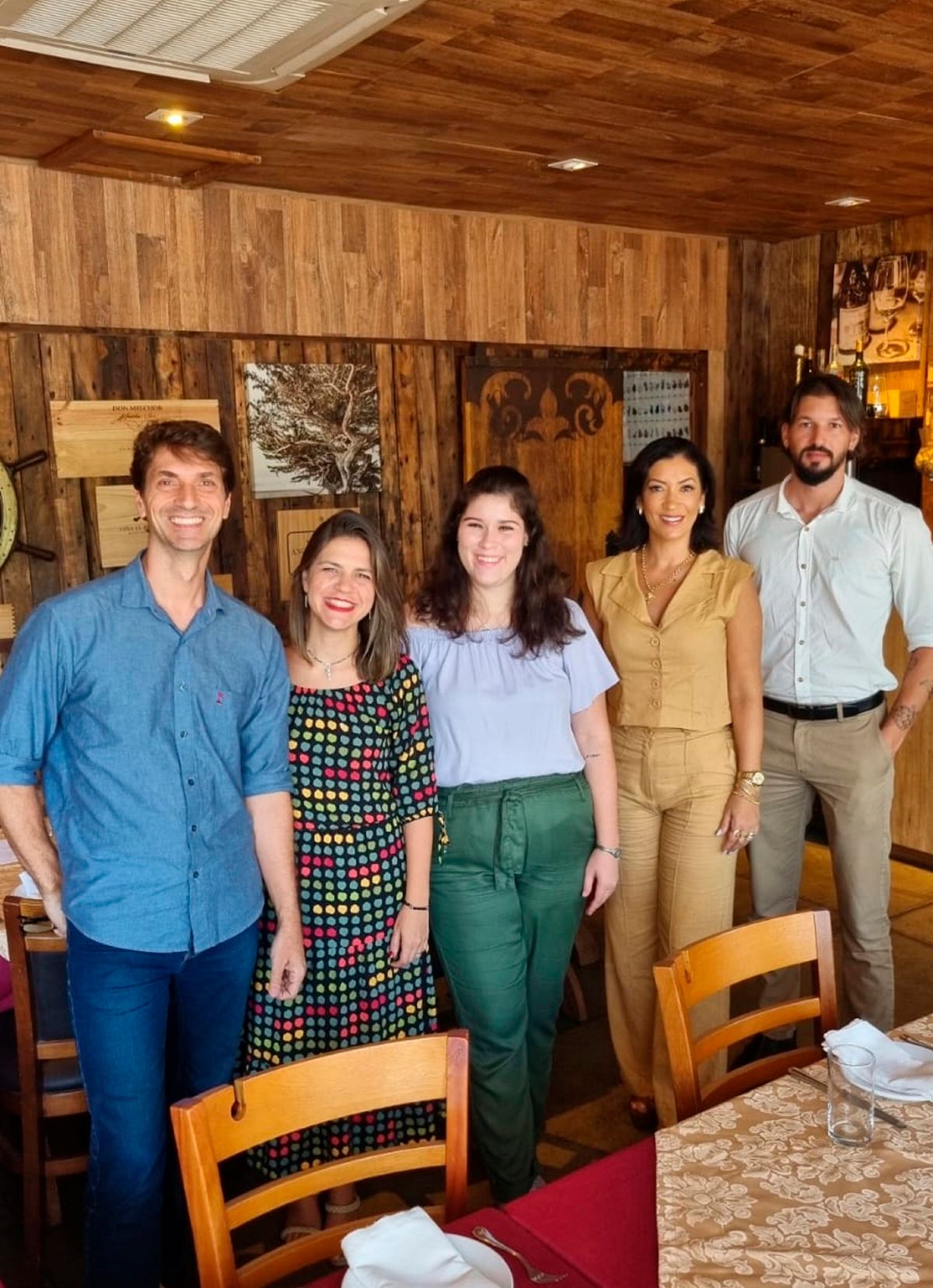 Marcelo Fernandes, Luiza Stefanini, Paloma Coelho, com Cristiane Vaz e Edimar Paiva.