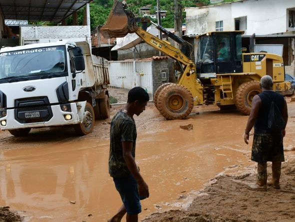 Chuva no ES: cenas do rastro de destruição e prejuízos em Mimoso do Sul por Fernando Madeira