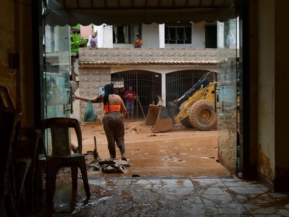 Chuva no ES: cenas do rastro de destruição e prejuízos em Mimoso do Sul por Fernando Madeira