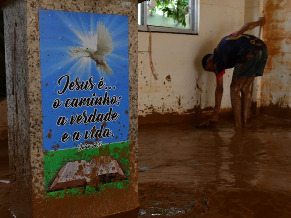 Chuva no ES: cenas do rastro de destruição e prejuízos em Mimoso do Sul por Fernando Madeira