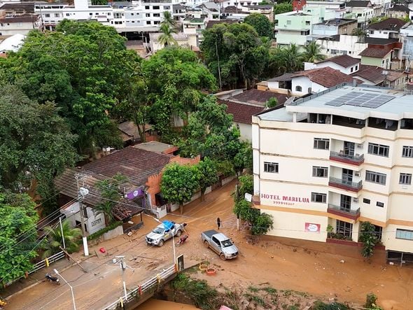 Destruição após chuva forte em Mimoso do Sul por Max Wender / Casa Militar ES