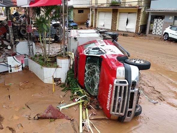 Destruição em Mimoso do Sul após chuvas por Max Wender / Casa Militar ES