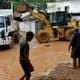 Imagem - Fuzileiros navais e viaturas chegam a Mimoso do Sul para reforçar ajuda após chuvas