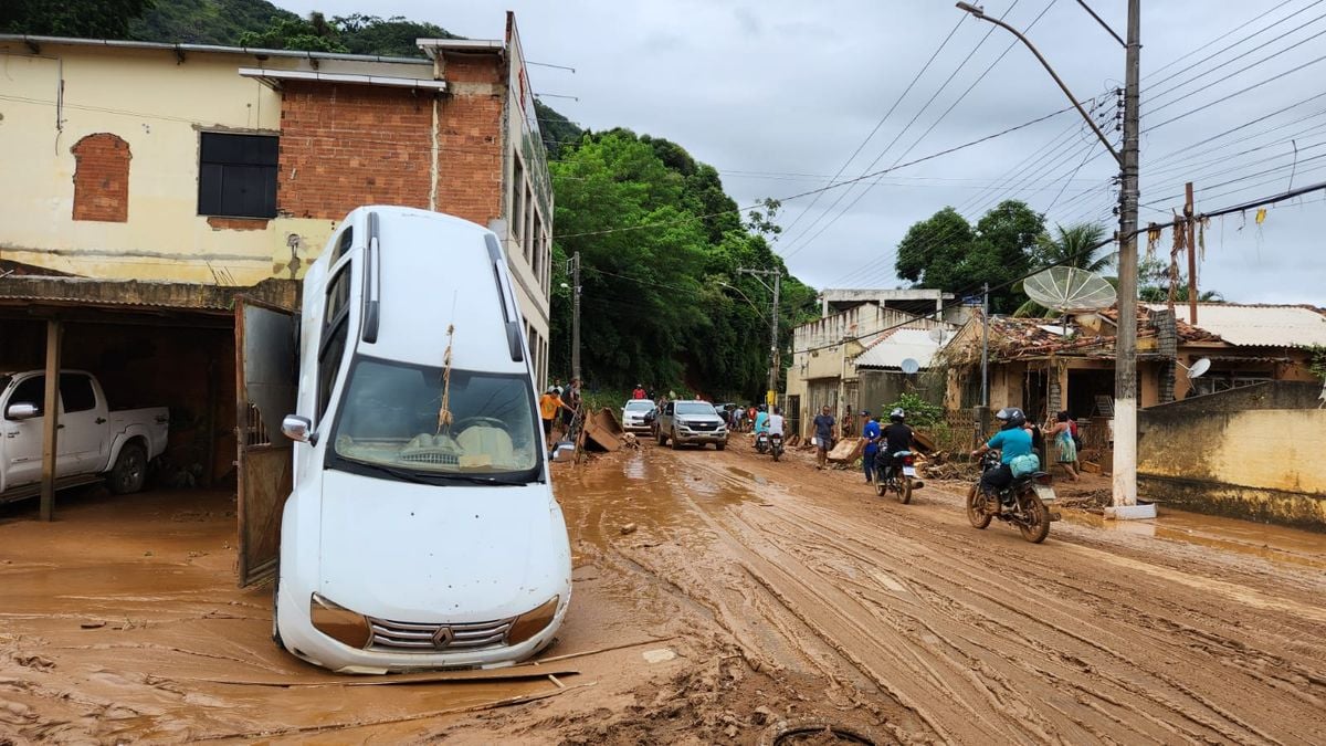 Chuva deixa rastro de destruição em Mimoso do Sul