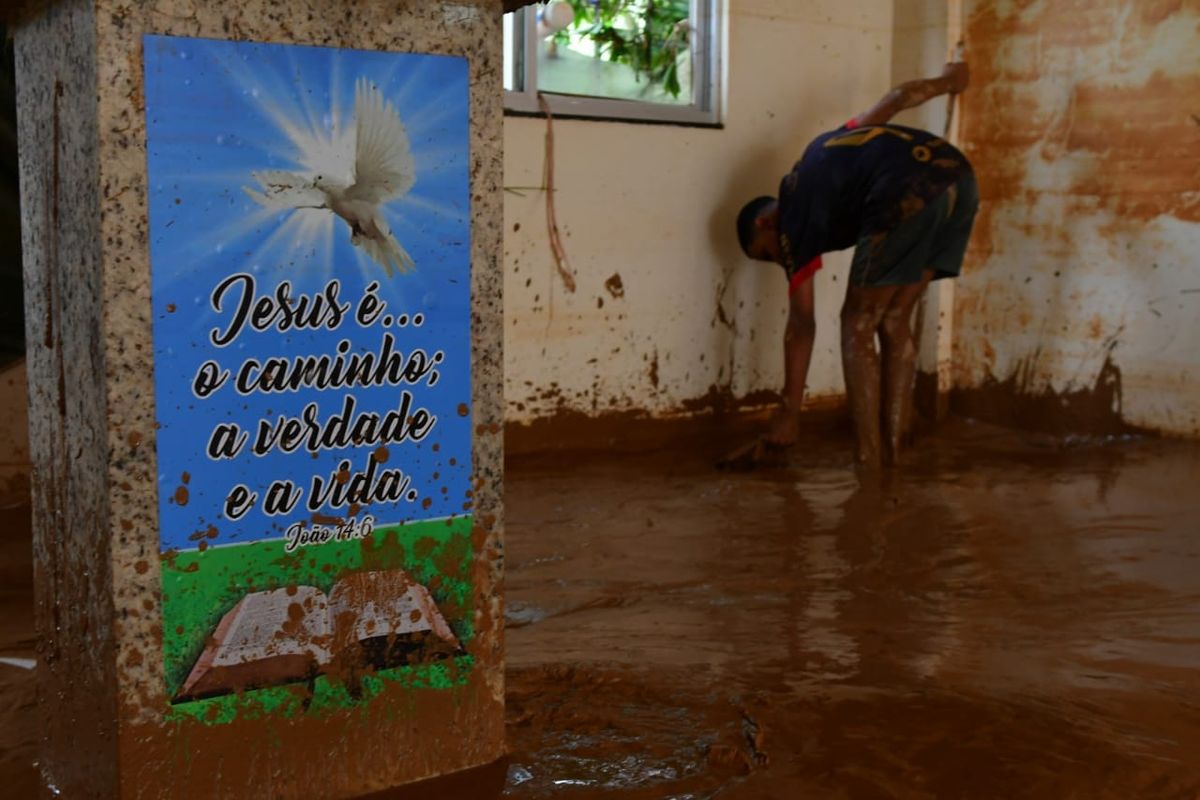 Chuva no ES: cenas do rastro de destruição e prejuízos em Mimoso do Sul por Fernando Madeira