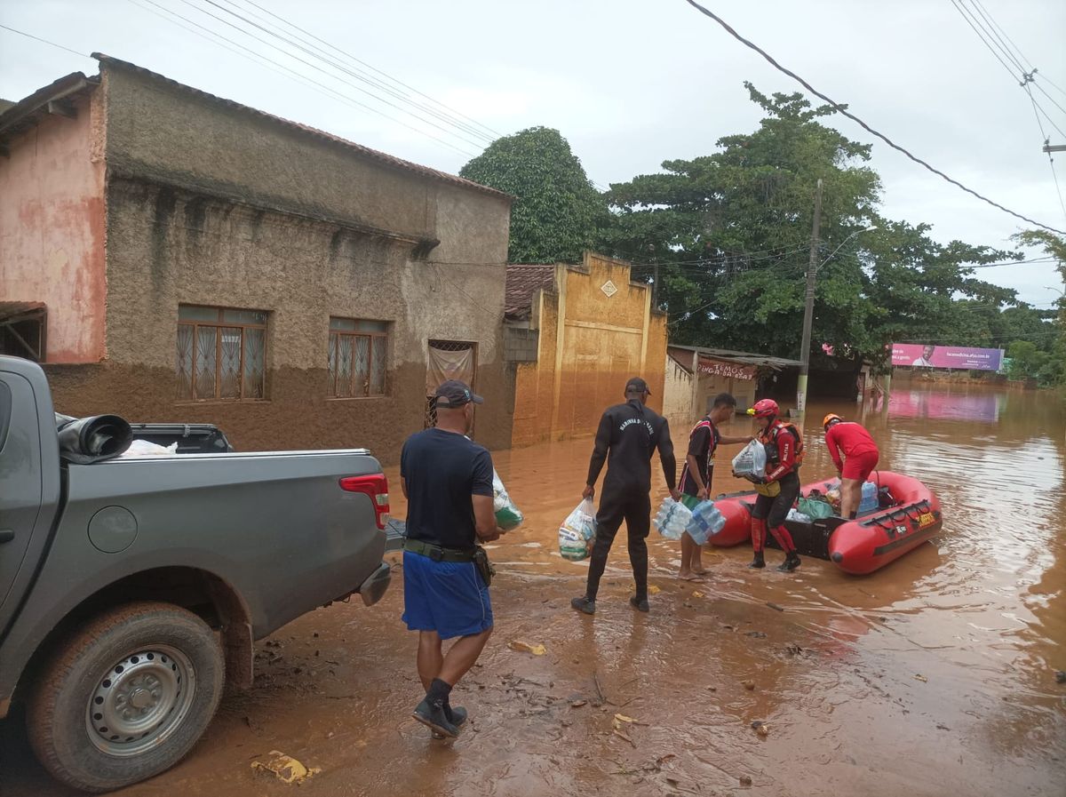 Marinha presta apoio em Mimoso do Sul 