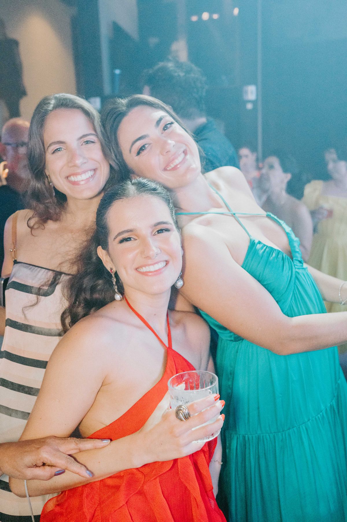 Eduarda Escobar, Luisa Ceolin e Alice Barroso