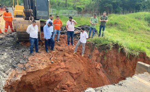 Vias de muitos municípios afetadas serão recuperadas pelo Departamento de Edificações e de Rodovias do Espírito Santo