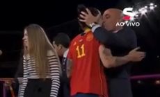 Rubiales causou furor quando agarrou jogadora e a beijou nos lábios em 20 de agosto do ano passado, durante a cerimônia de premiação da conquista da Espanha da Copa do Mundo Feminina em Sydney.