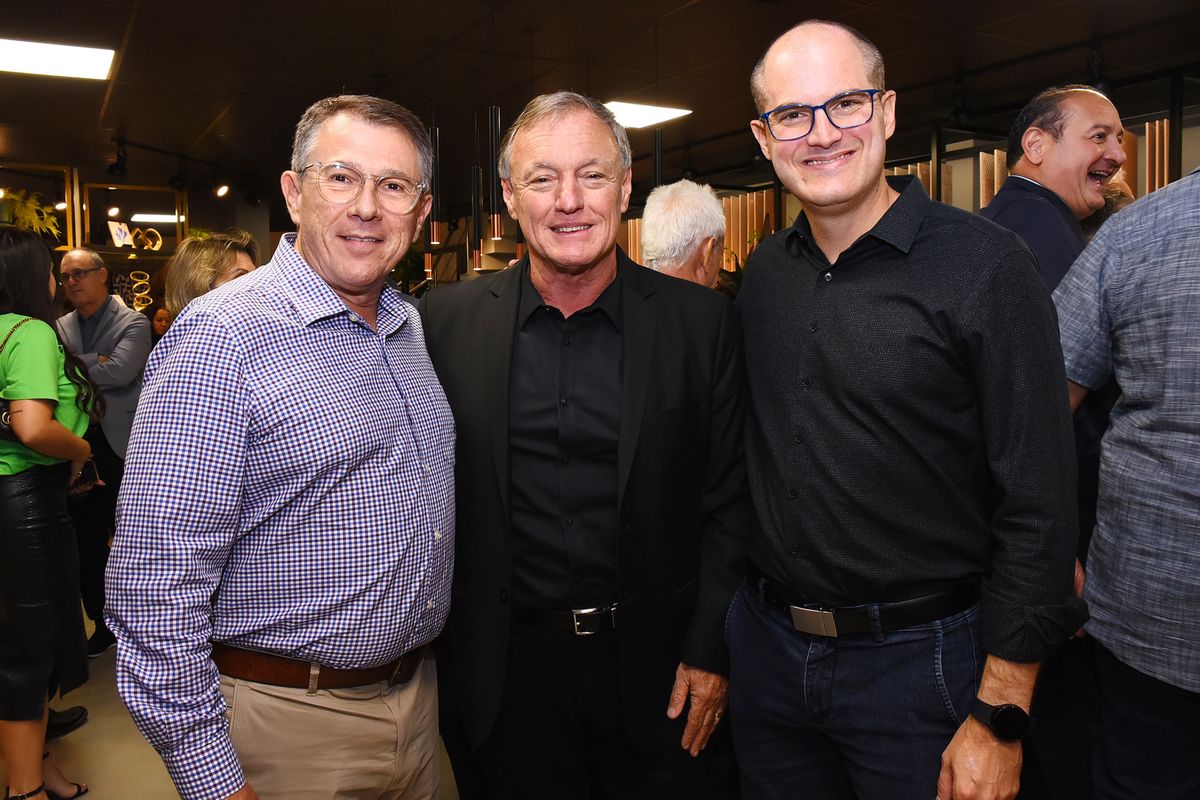 Claudio Sipolatti, Carlos Marianelli e Vinicius Ventorim 