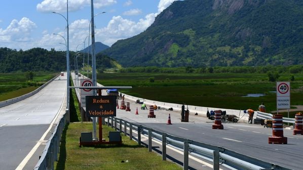 CBN Vitória - fz8dnt2wio7