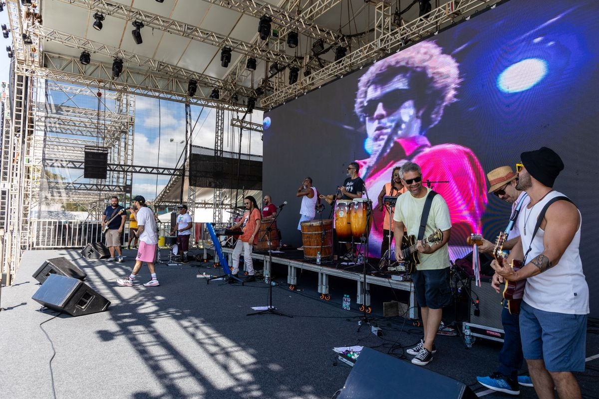 Artistas prestam homenagem a Alexandre Lima por Alessandro Reis