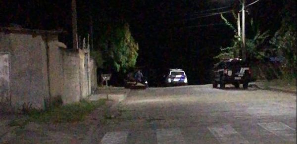 Depois de tiroteio entre os grupos, houve um confronto de um trio contra a polícia em Ponto Belo