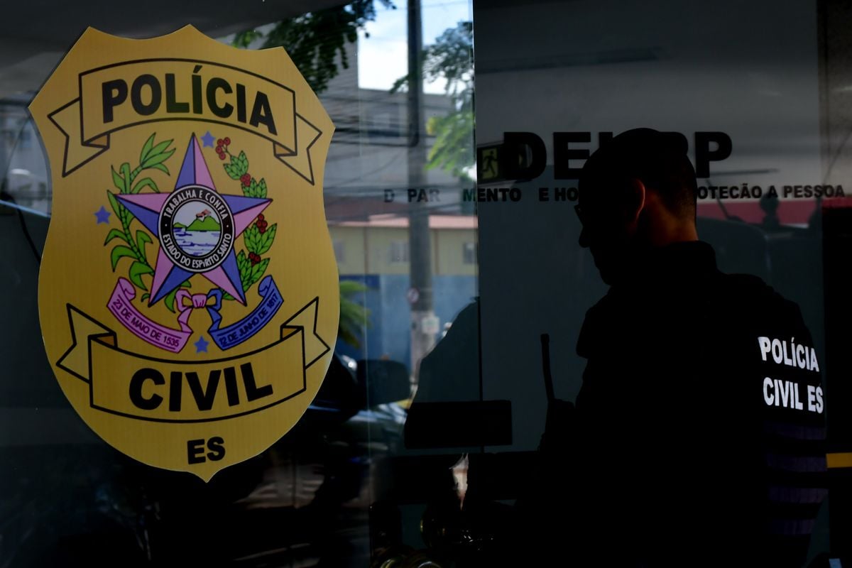 Viaturas da Polícia Civil