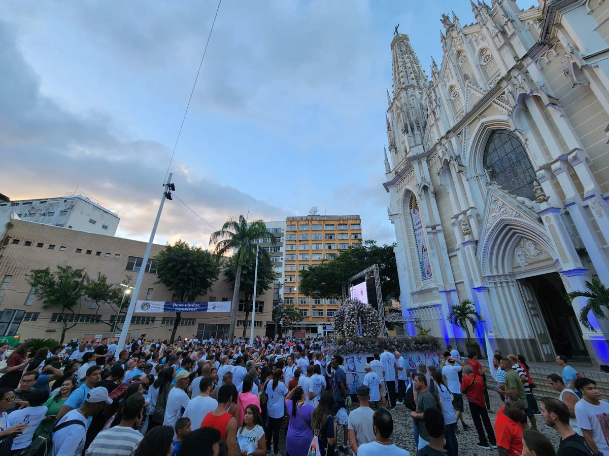 Concentração da Romaria dos Homens da Festa da Penha 2024  por Concentração da Romaria dos Homens da Festa da Penha 2024 